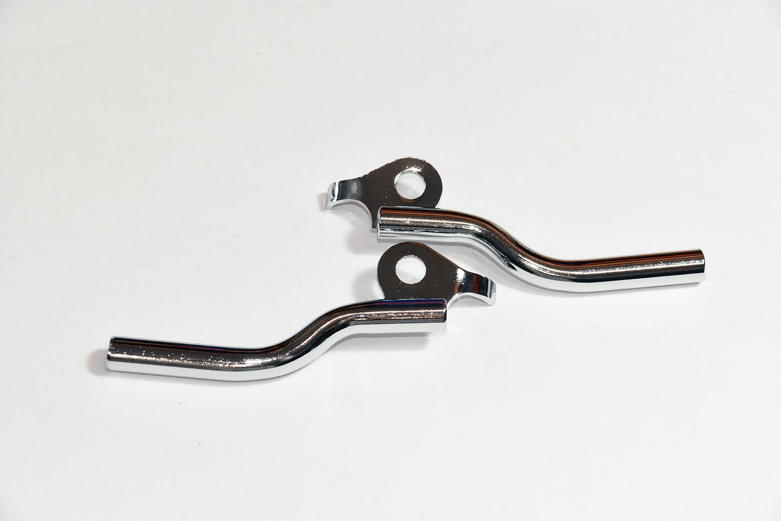 Blinkerträger vorn Schwarz 10mm. Blinkerhalter für Simson SR50 Blinkerträger vorn Schwarz 10mm. Blinkerhalter für Simson SR50