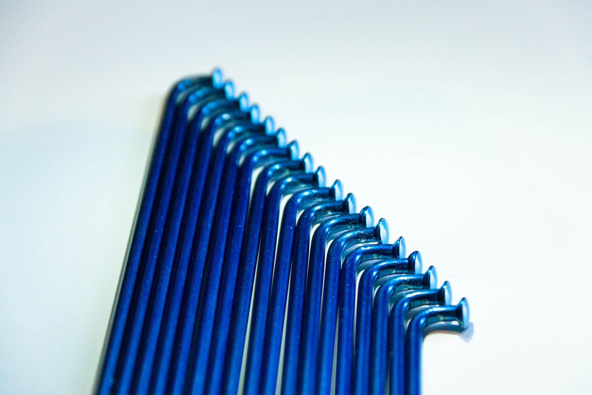 Speichensatz M3,5x143,5 mm Edelstahl blau