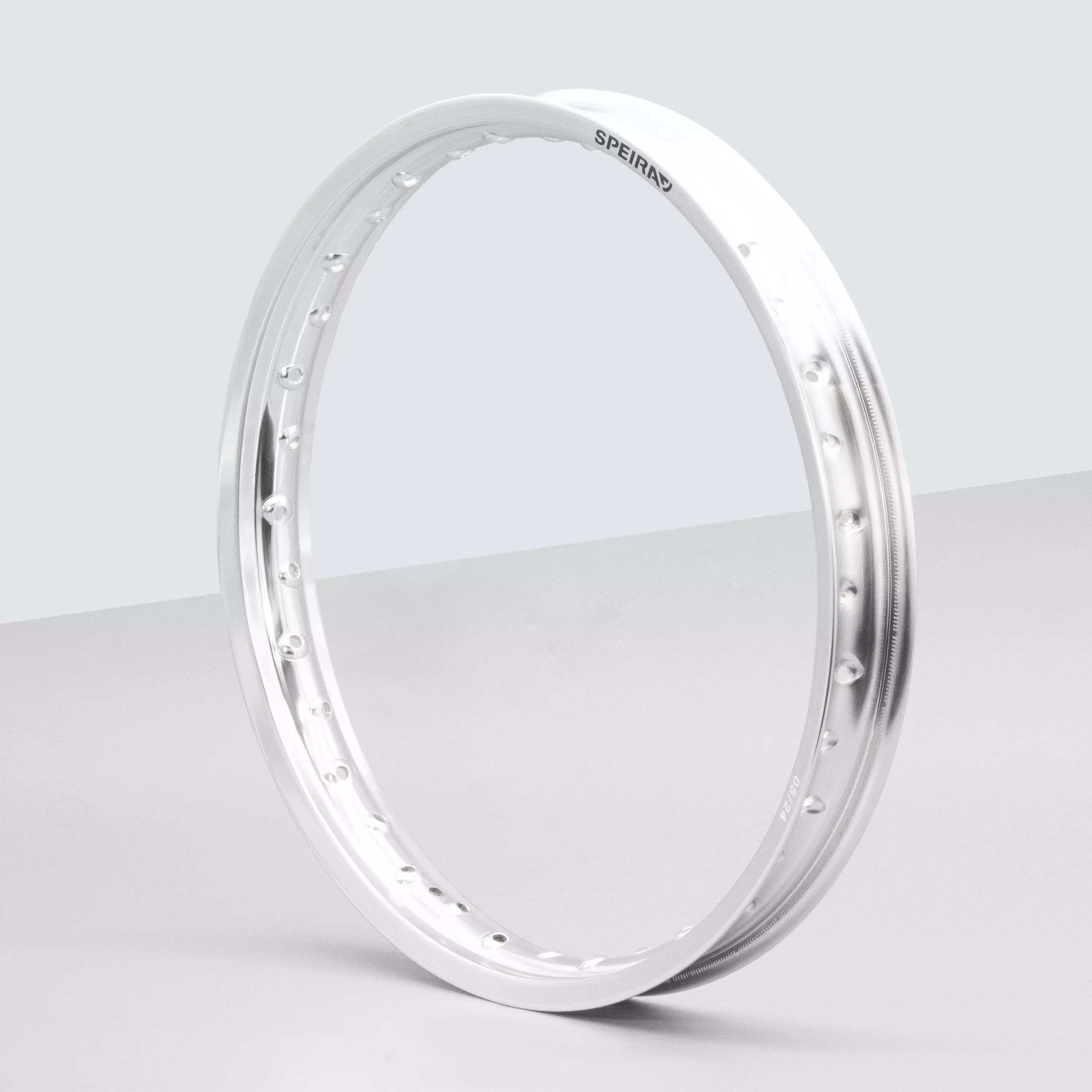 Felge Felgenring 1,6x17 Aluminium eloxiert poliert f. Simson Farbe: natur Felge Felgenring 1,6x17 Aluminium eloxiert poliert f. Simson Farbe: natur