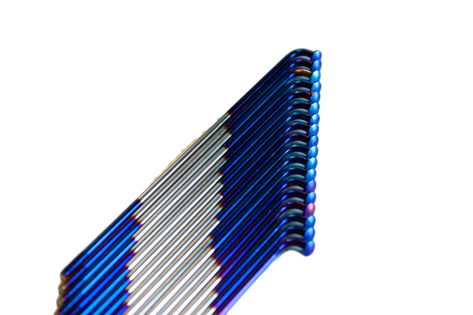 Speichensatz M3,5x143,5 mm Edelstahl blau / silber Titan