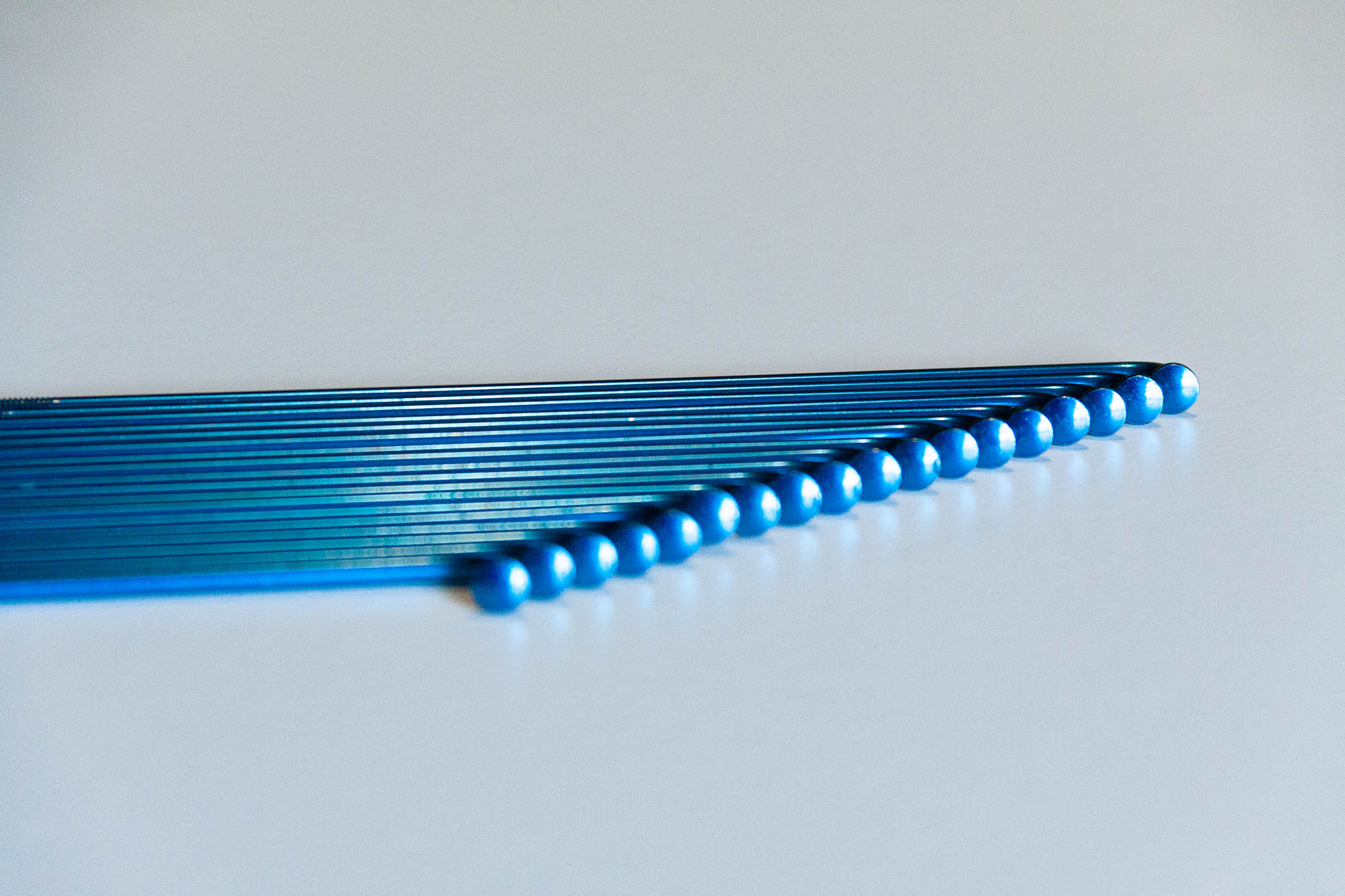 Speichensatz M3,5x143,5 mm Edelstahl blau