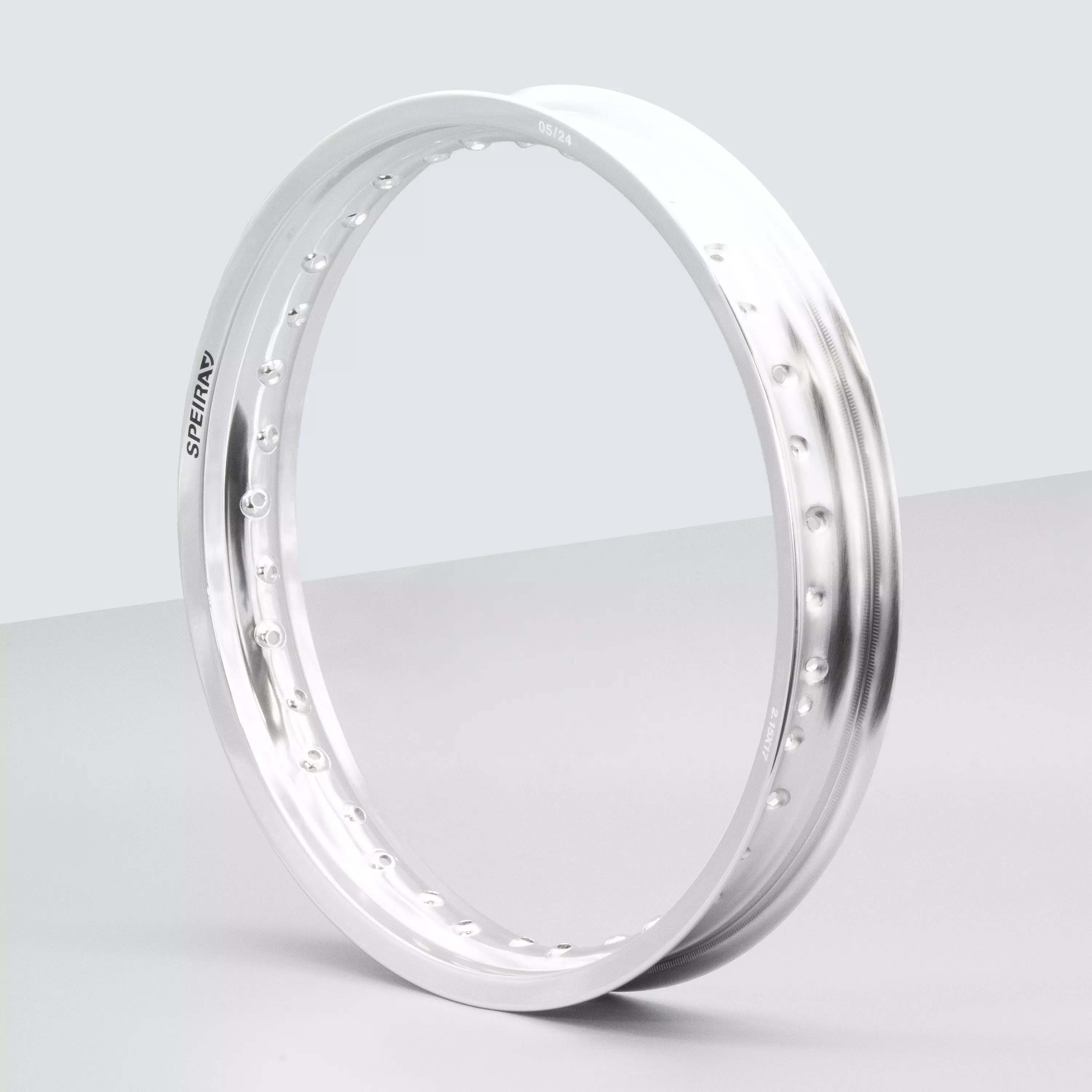 Felge Felgenring 2,15 x 17 Aluminium eloxiert poliert natur Farbe: natur Felge Felgenring 2,15 x 17 Aluminium eloxiert poliert natur Farbe: natur