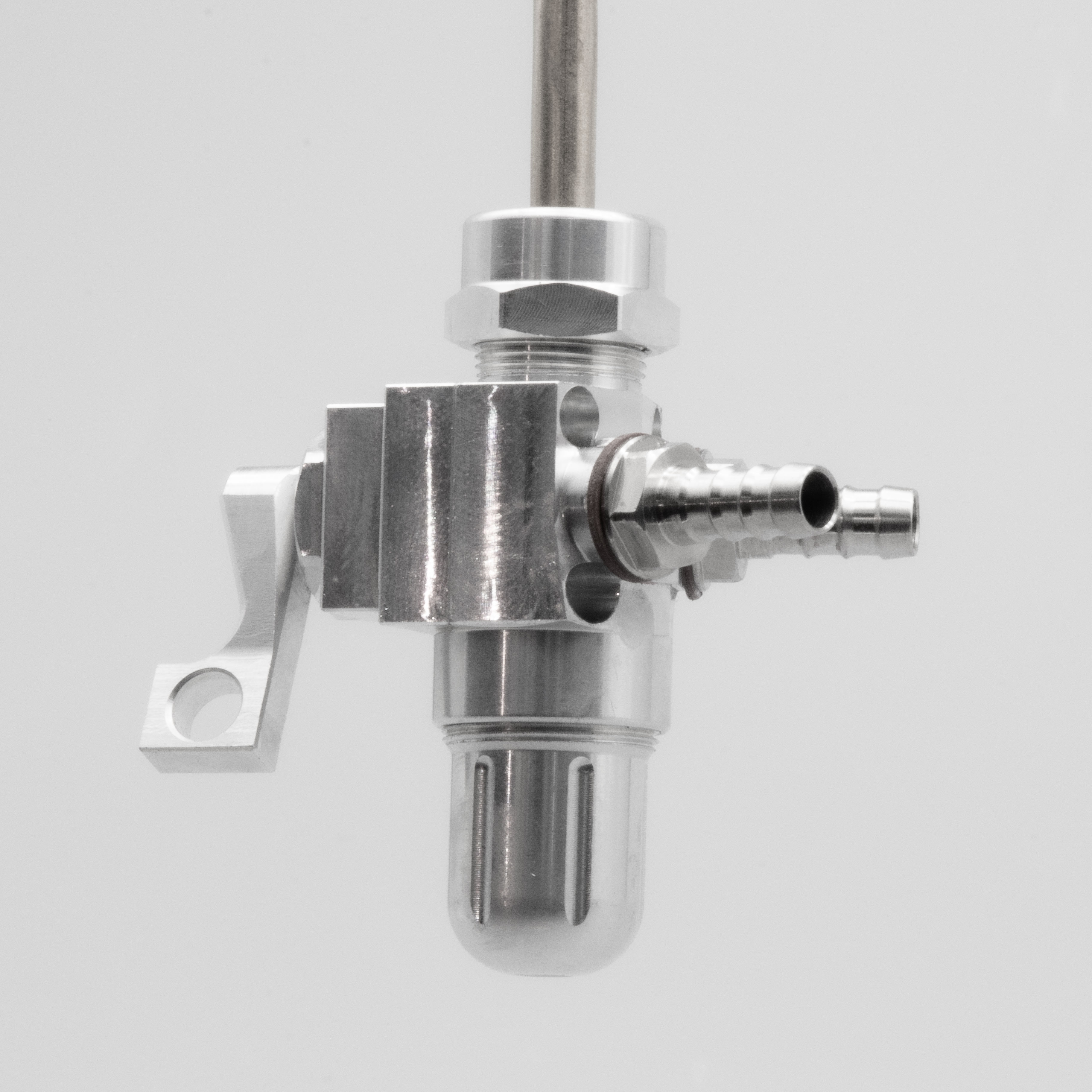 CNC Benzinhahn 400+ Durchfluss mit 2 Anschlüssen - Farbe: natur