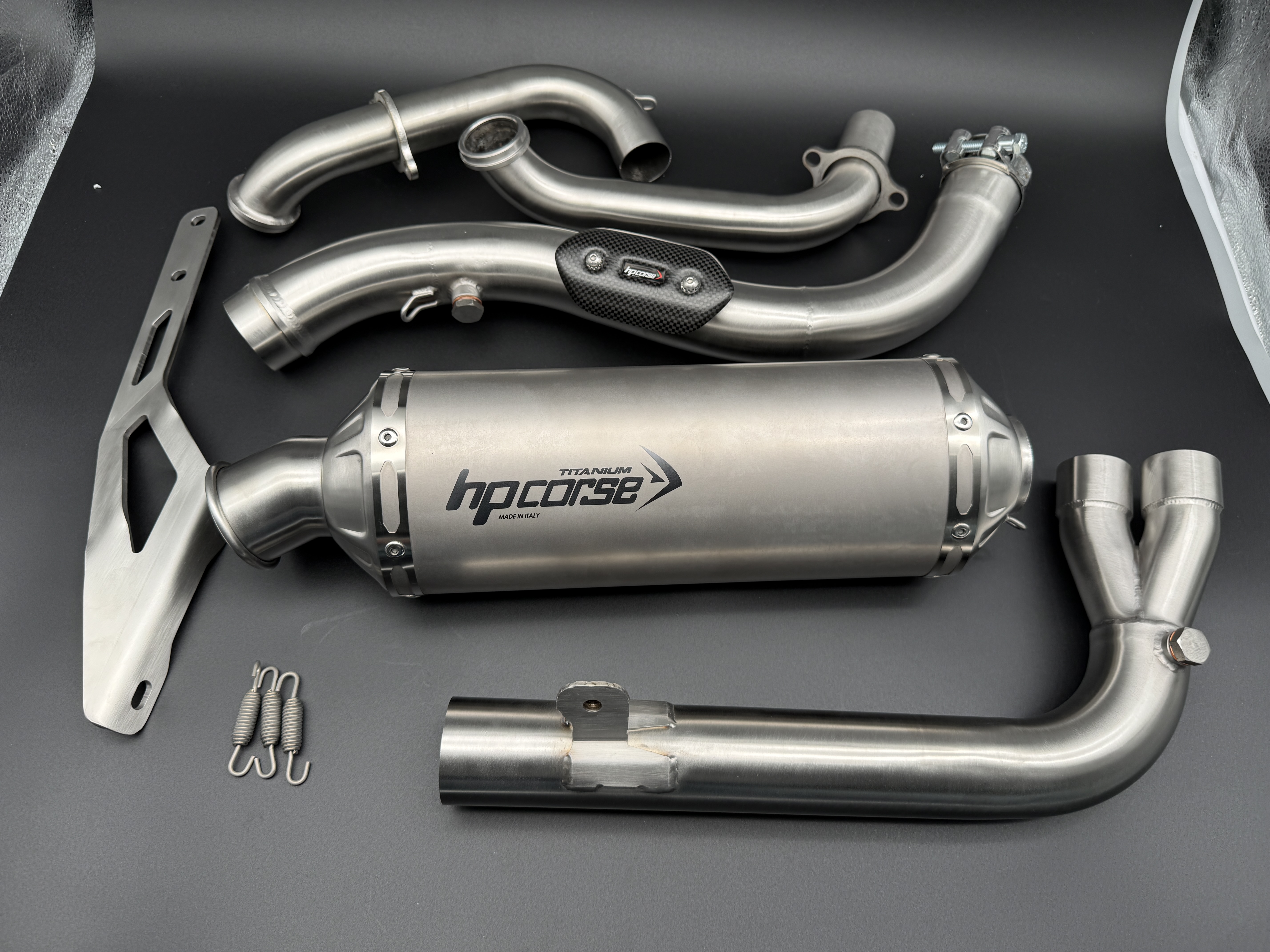 RACING Auspuffanlage kpl. mit Krümmer und Endschalldämpfer TITANIUM HP Corse f. KOVE 800X Pro / Rally / GT