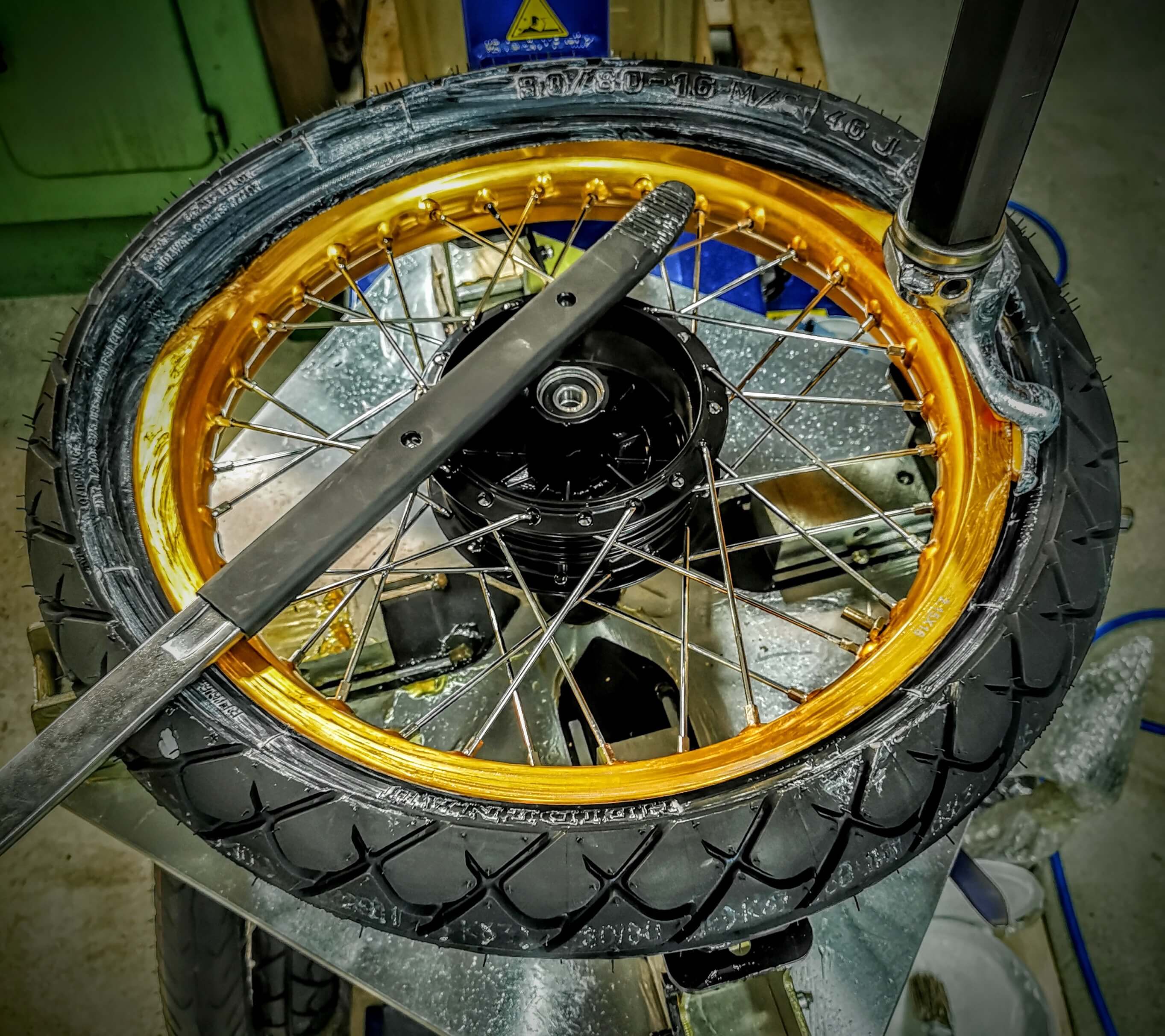 Reifenmontage Reifen aufziehen abziehen montieren für Simson Modelle