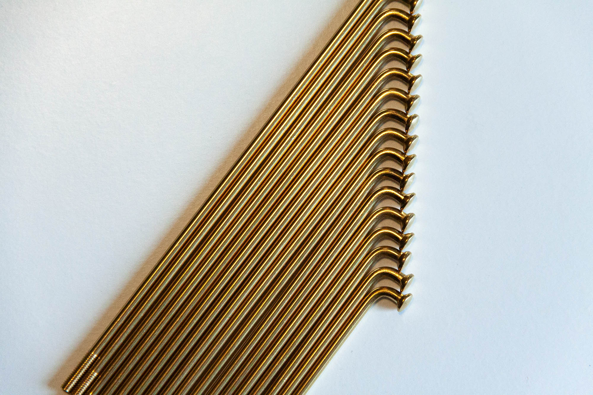 Speichensatz M3,5x143,5 mm Edelstahl gold Titan