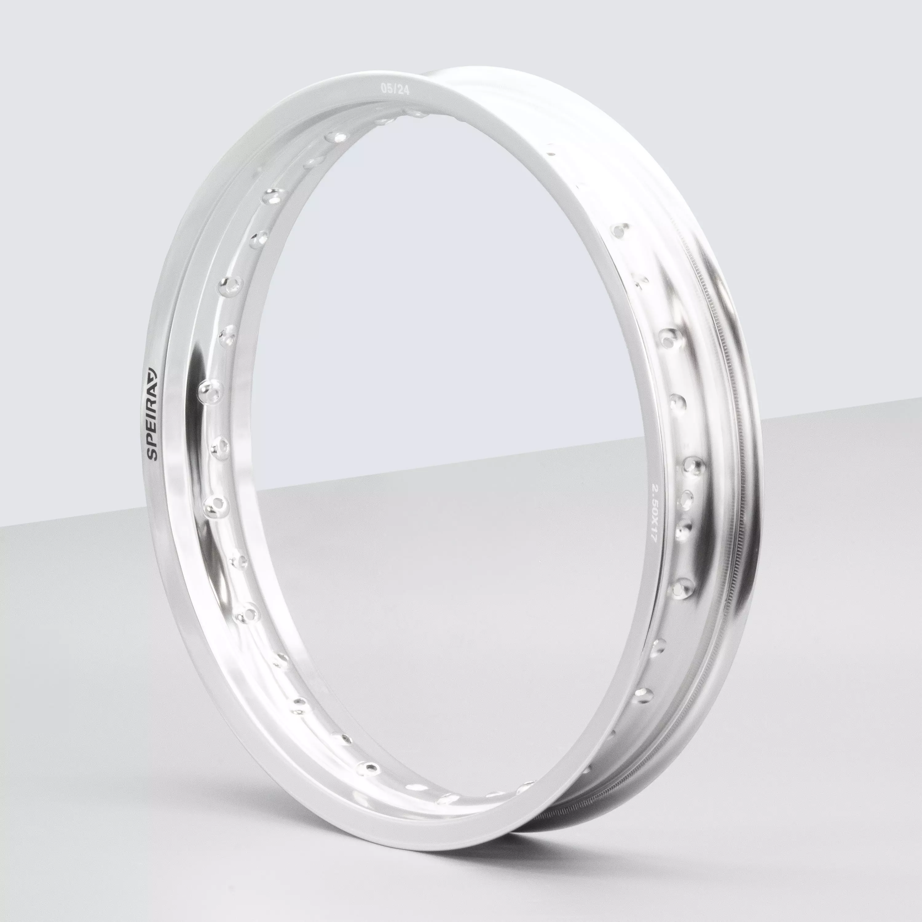 Felge Felgenring 2,5 x 17 Aluminium eloxiert poliert natur Farbe: natur Felge Felgenring 2,5 x 17 Aluminium eloxiert poliert natur Farbe: natur