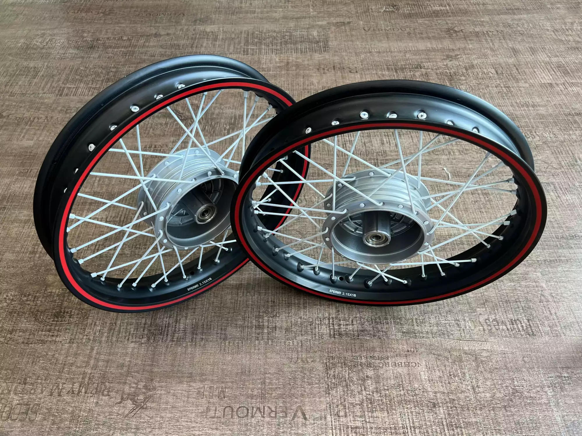 Speichenrad SET m. Alufelge weiß für S50 S51 Felge Rad 3,0 x 16 Zoll